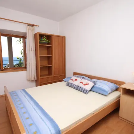 With A Parking Space Ivan Dolac, Hvar - 8797 Apartment *
