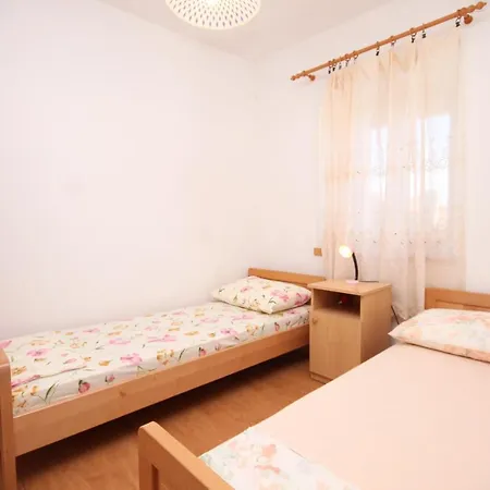 With A Parking Space Ivan Dolac, Hvar - 8797 Apartament *